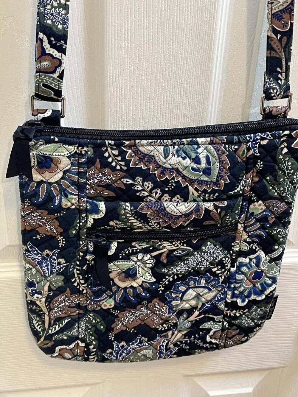 Vera Bradley - Retired Pattern Java Navy Camo - Hipster Crossbody